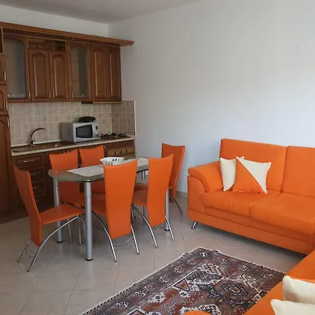 Apartment Junaid Golem (Tirana)